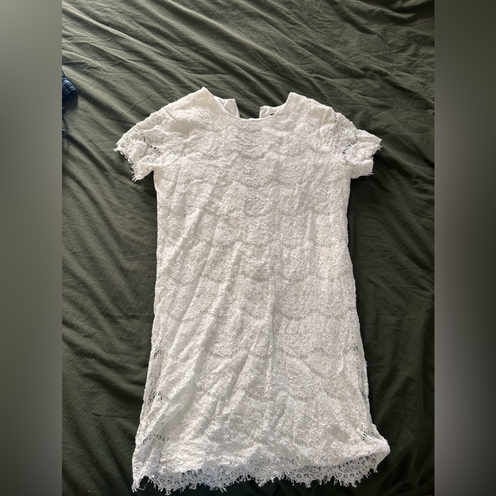 Lulus white dress large lace